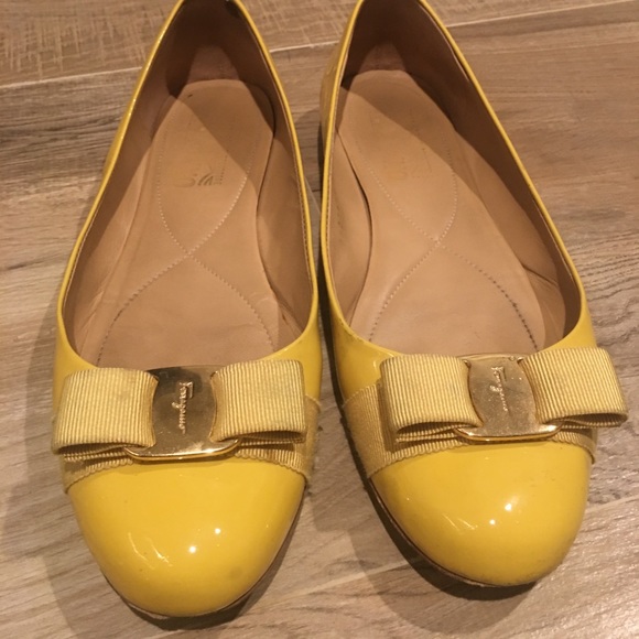 Ferragamo flats - Picture 2 of 7